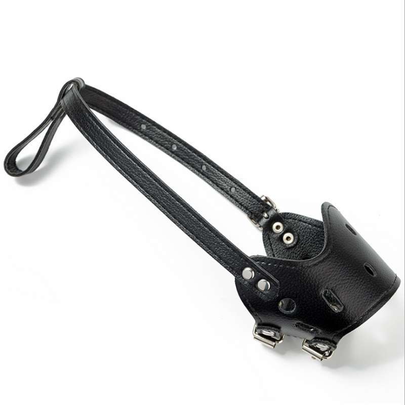 Adjustable Dog Muzzle in Black and Pink