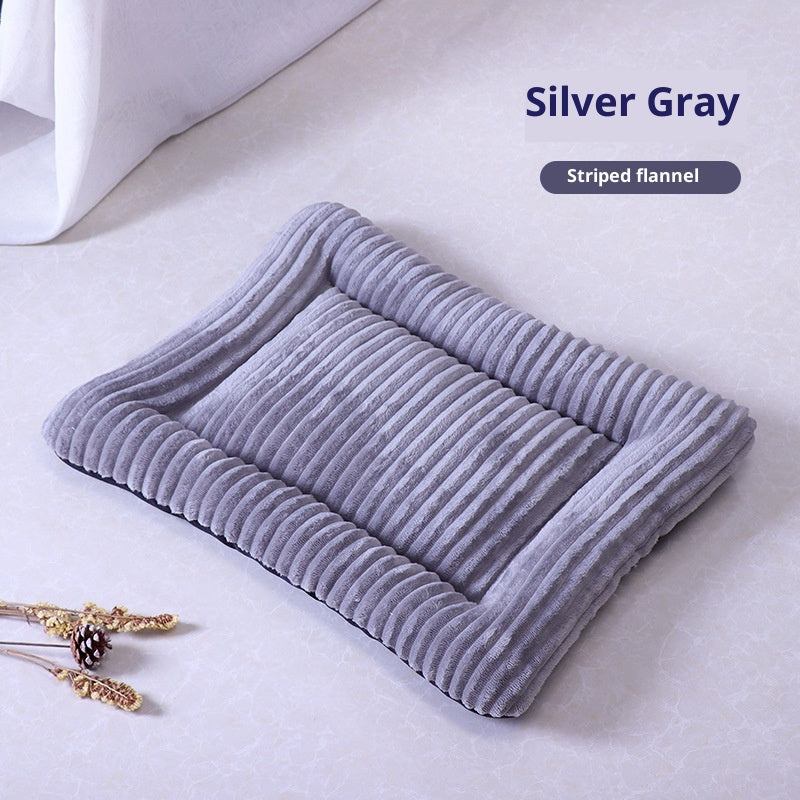 Removable Washable Dog Bed in Multiple Sizes